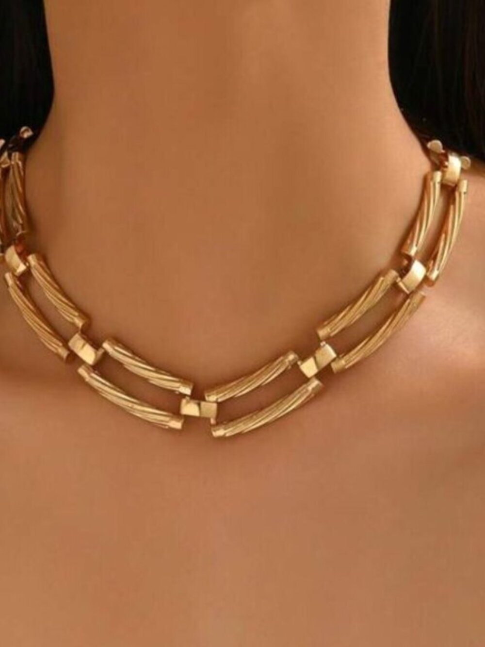 Bold Gold Link Collar Necklace